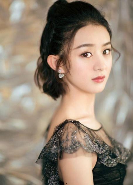 圈内爆料谁在追求赵丽颖,神秘男主角身份引热议 第2张 圈内爆料谁在追求赵丽颖,神秘男主角身份引热议 第2张